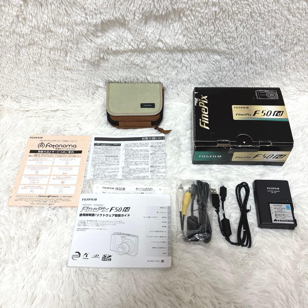 【美品】FUJIFILM FINEPIX F50fd コンデジ