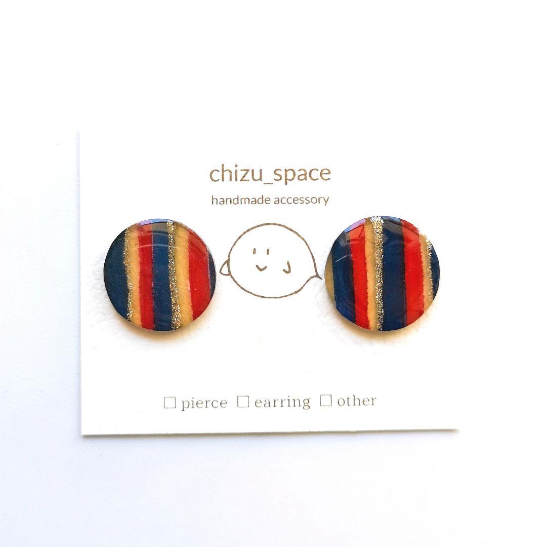 取引中　【sale】2way*エスニックカラーのタッセルのピアス/イヤリング