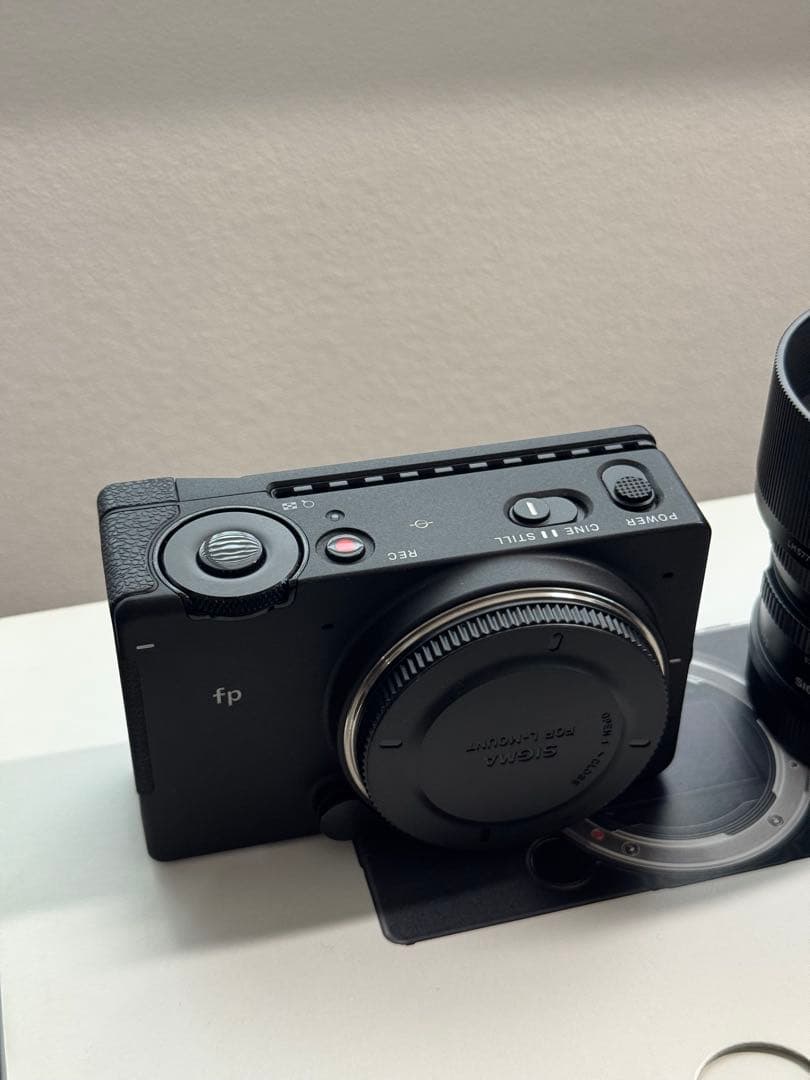 SIGMA fp 45mm F2.8 DG DN KIT おまけ付き