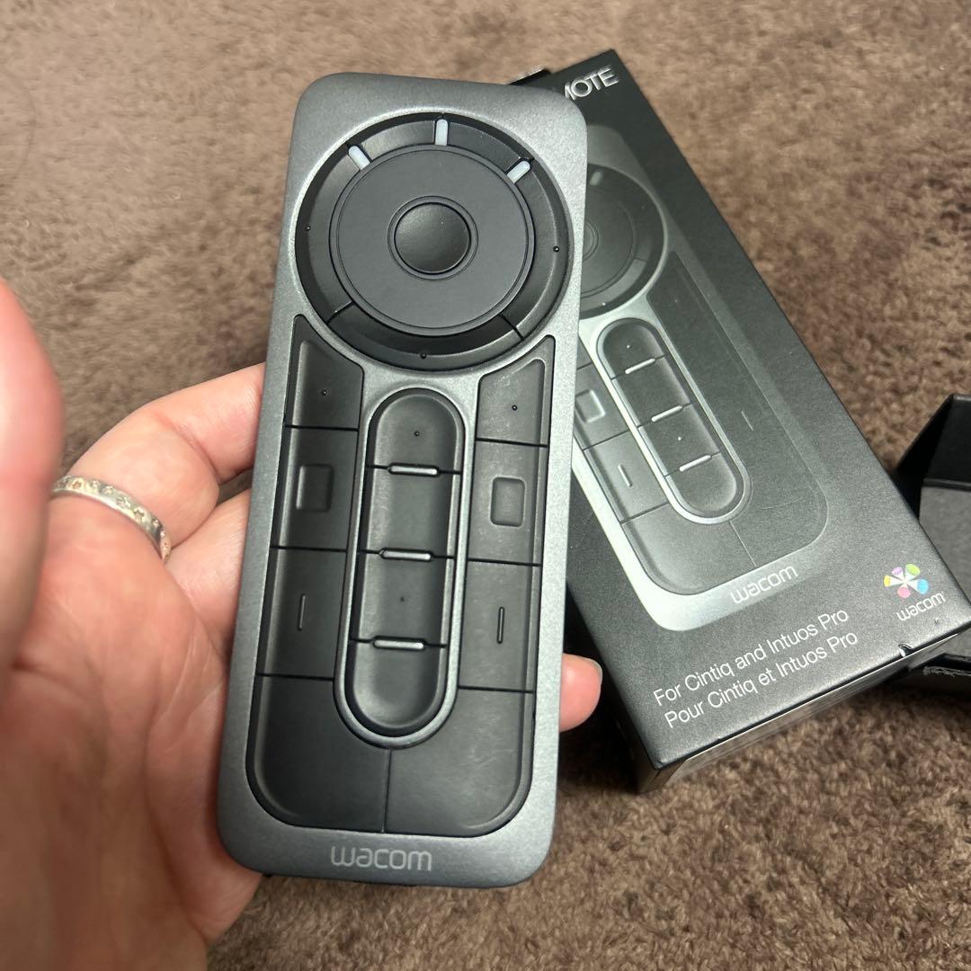 Wacom 左手デバイス　箱あり