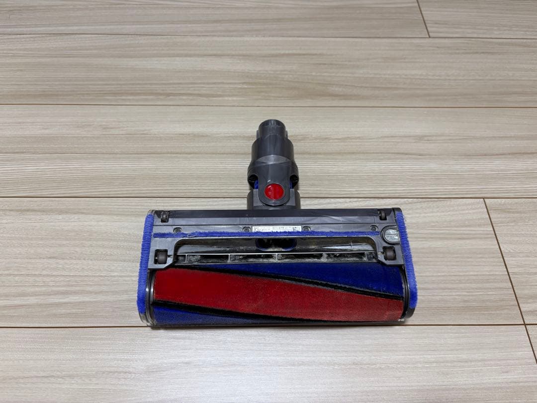 Dyson ダイソン V7 Fluffy コードレス掃除機【バッテリー交換必要】