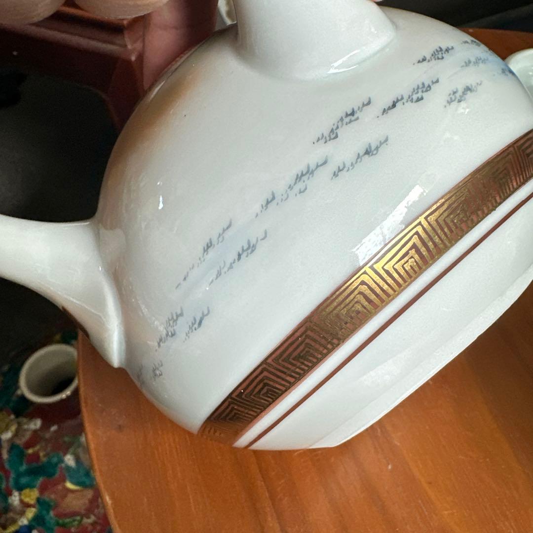 九谷焼　風景画の茶器セット（急須・湯飲み4個