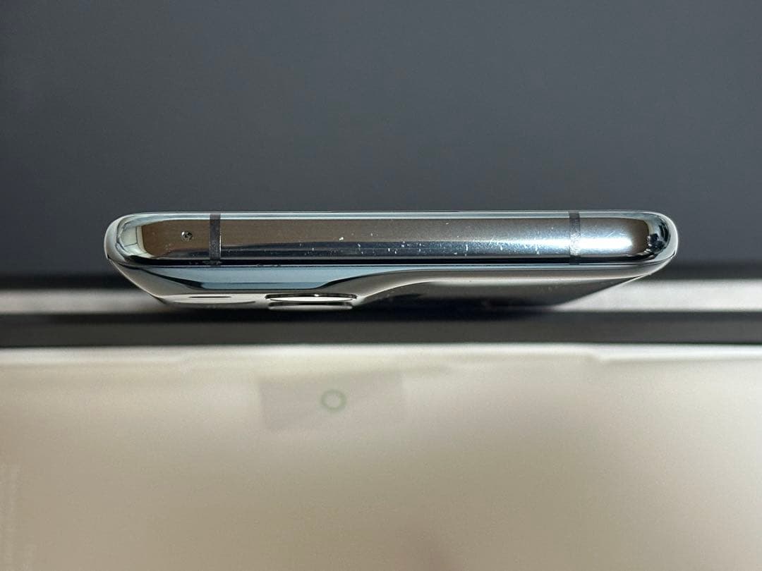 【美品】OPPO Find X3 Pro 256/12GB ブラックSIMフリー