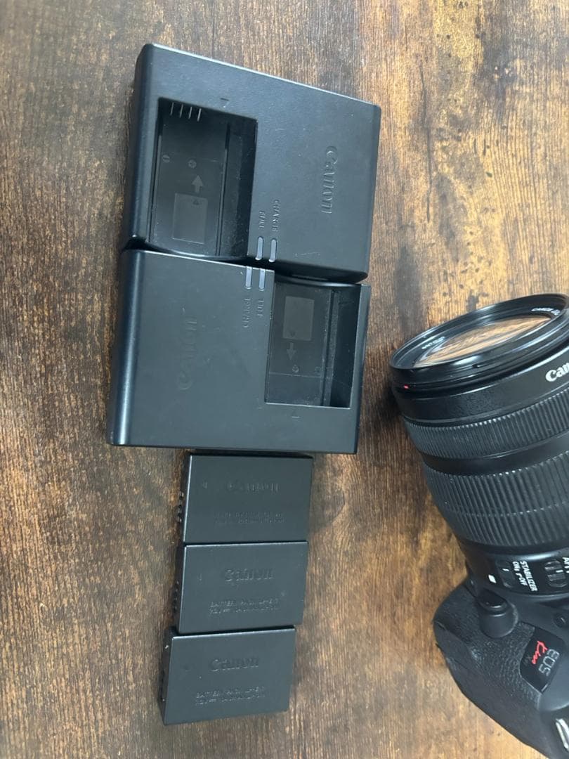 Canon EOS Kiss X9i デジタル一眼レフ バッテリー 3個