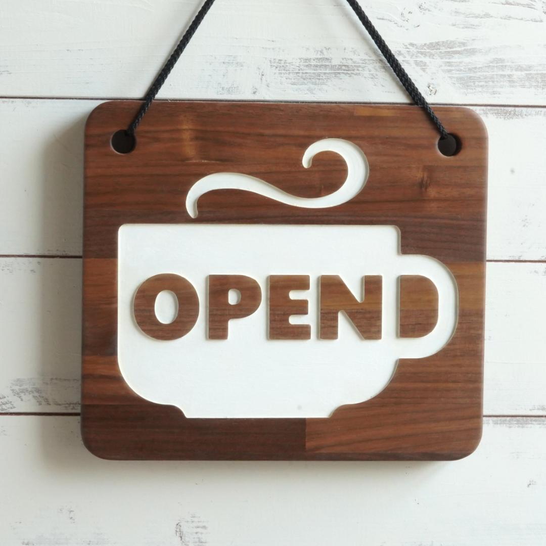 ウォールナットの営業中看板【表OPEN・裏CLOSED】両面彫り込み加工