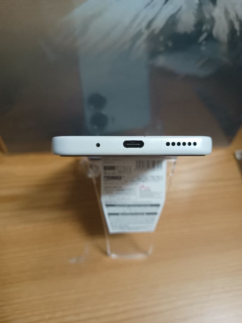スマートフォン本体 libero 5g iv