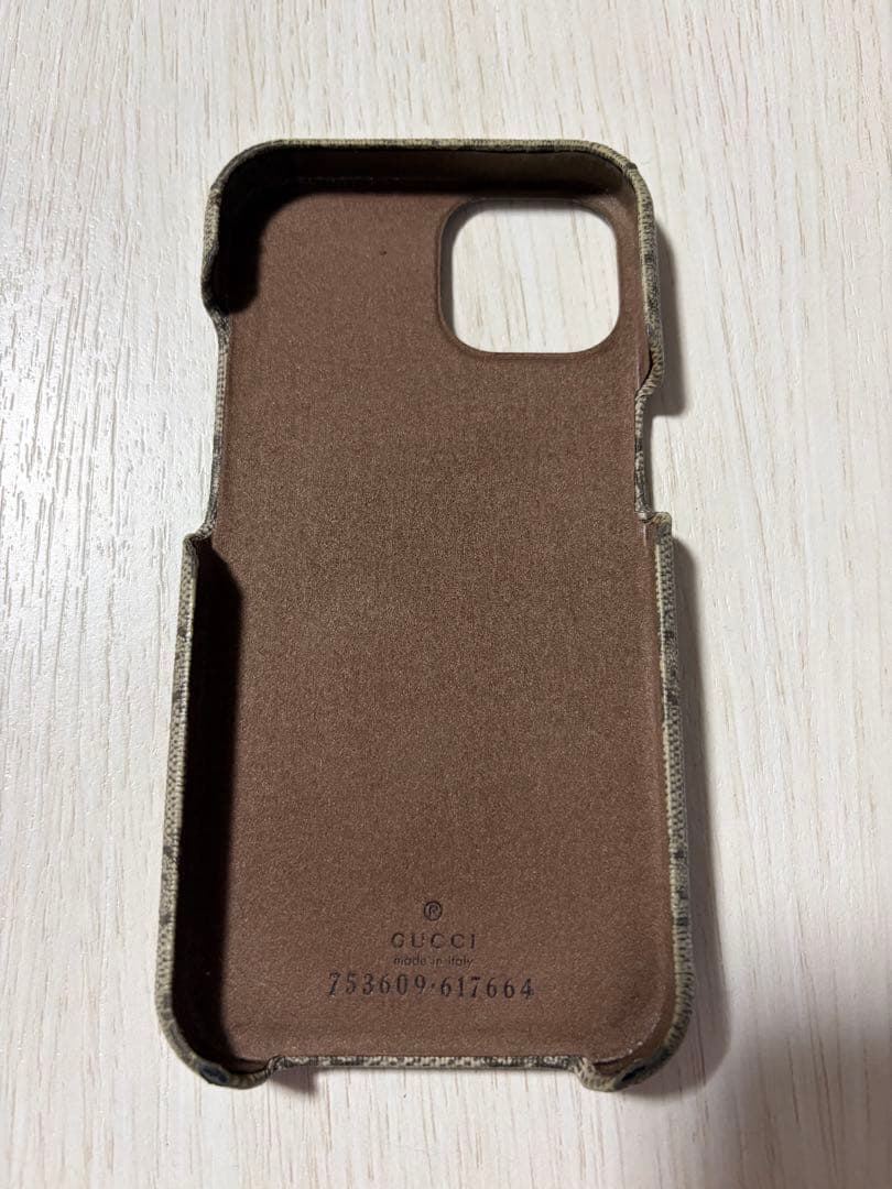 【美品】GUCCI グッチ iPhone14 ケース