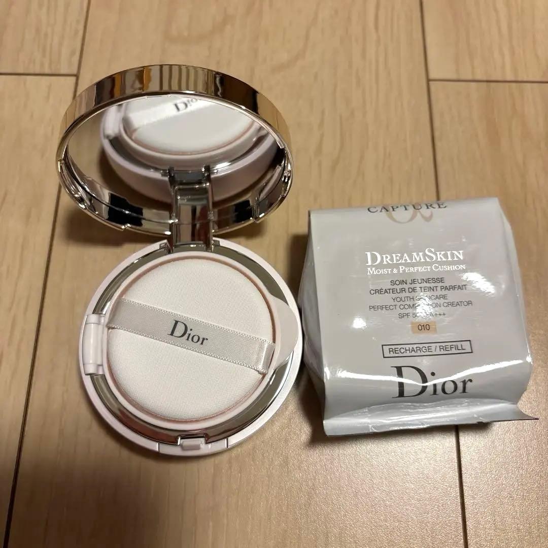 Dior Capture DreamSkin クッションファンデーション 010