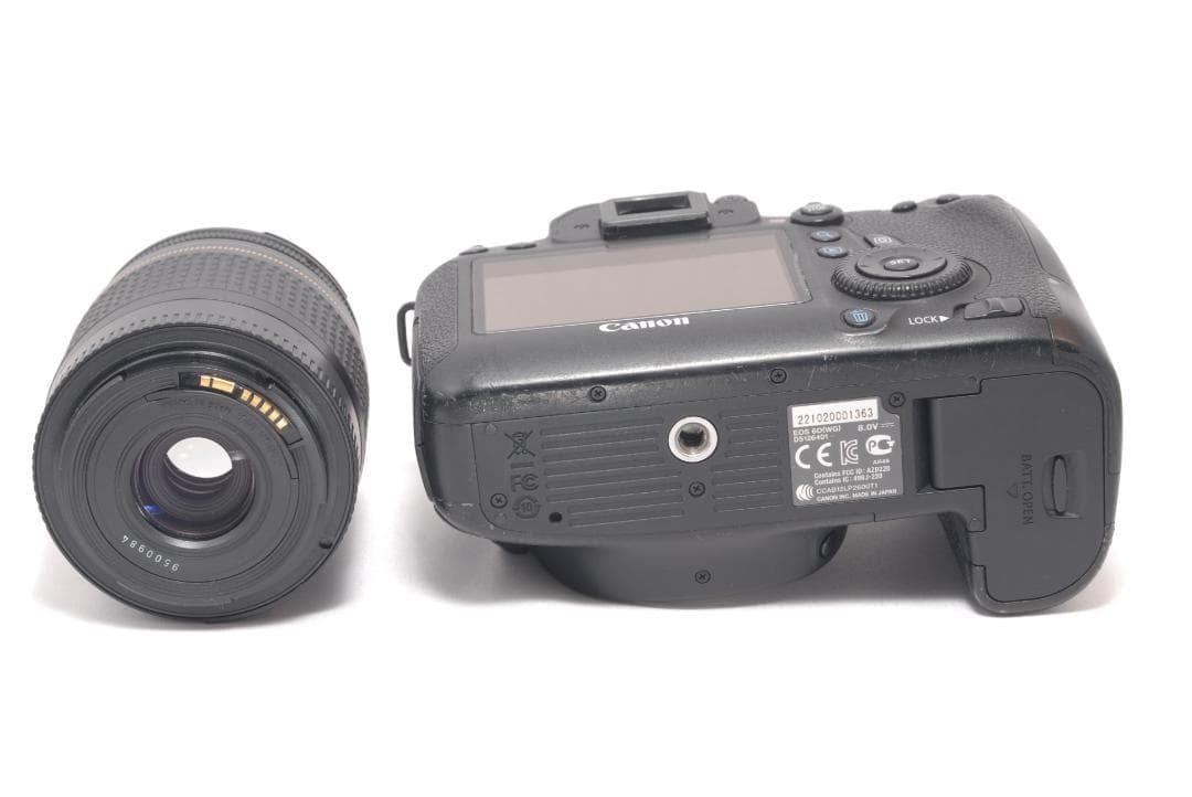 ⭐️フルサイズデビューにも⭐️Canon EOS　6D キャノン　デジタル一眼