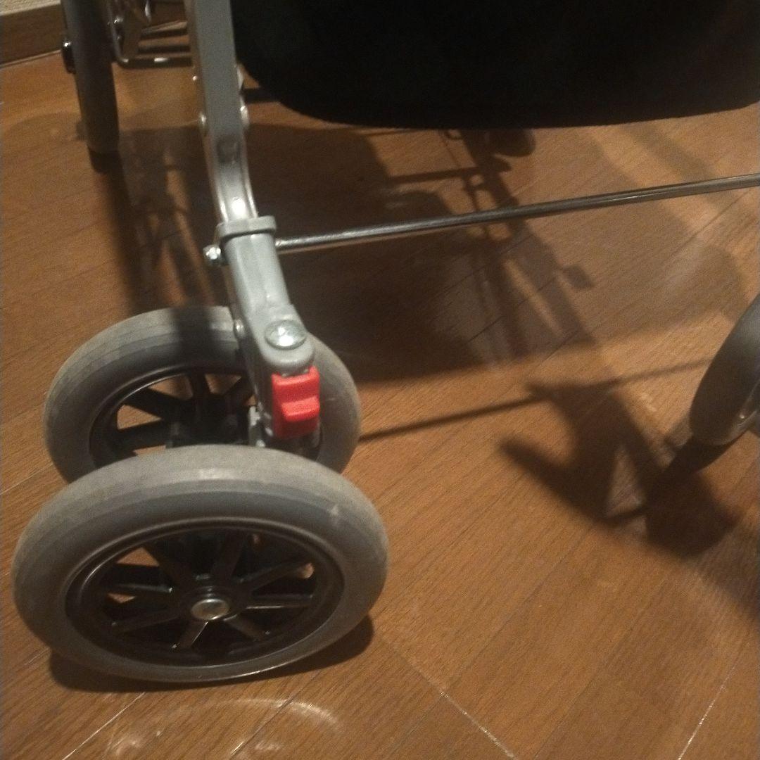 シルバーカー 介護用品 歩行器 歩行補助器 ほぼ新品 歩行器