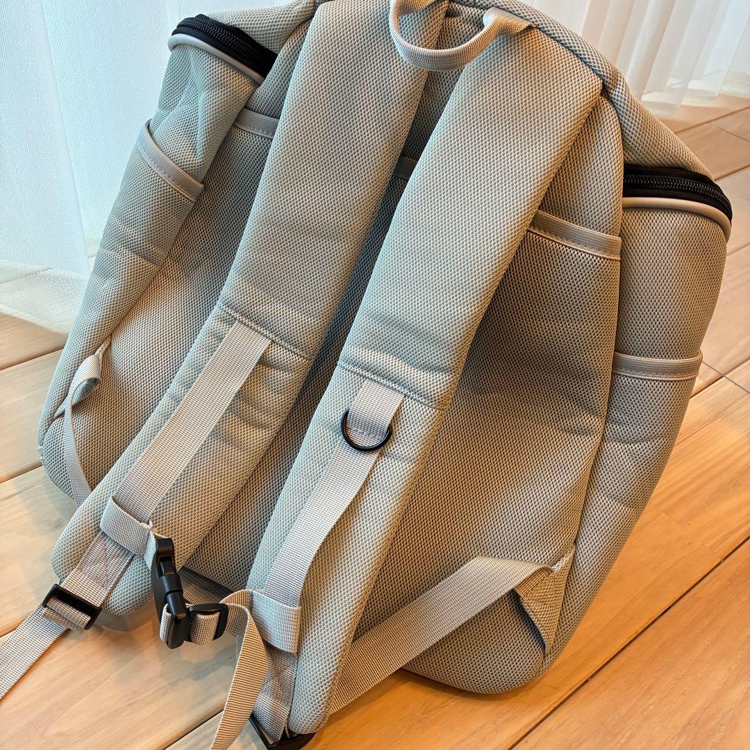 モンシェリ　メッシュキャリーリュック　グレー　軽量メッシュ巾着リュック　未使用