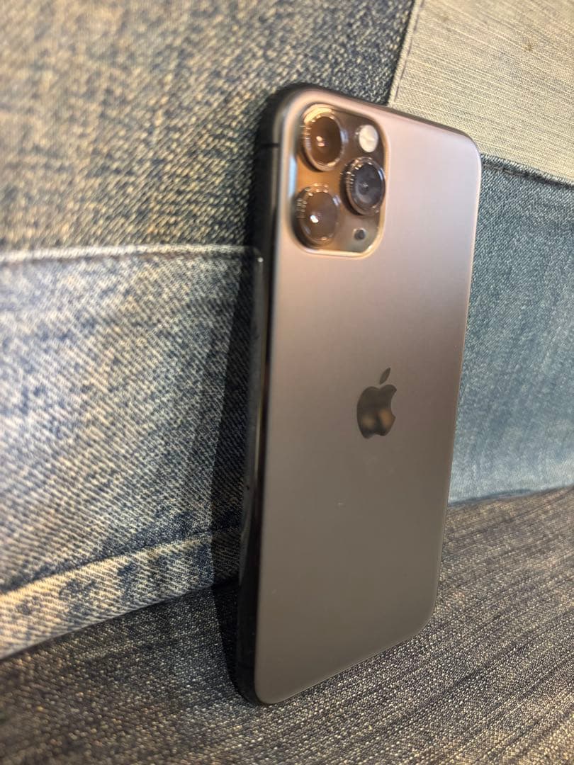 美品　iPhone11Pro 256GB SIMフリー
