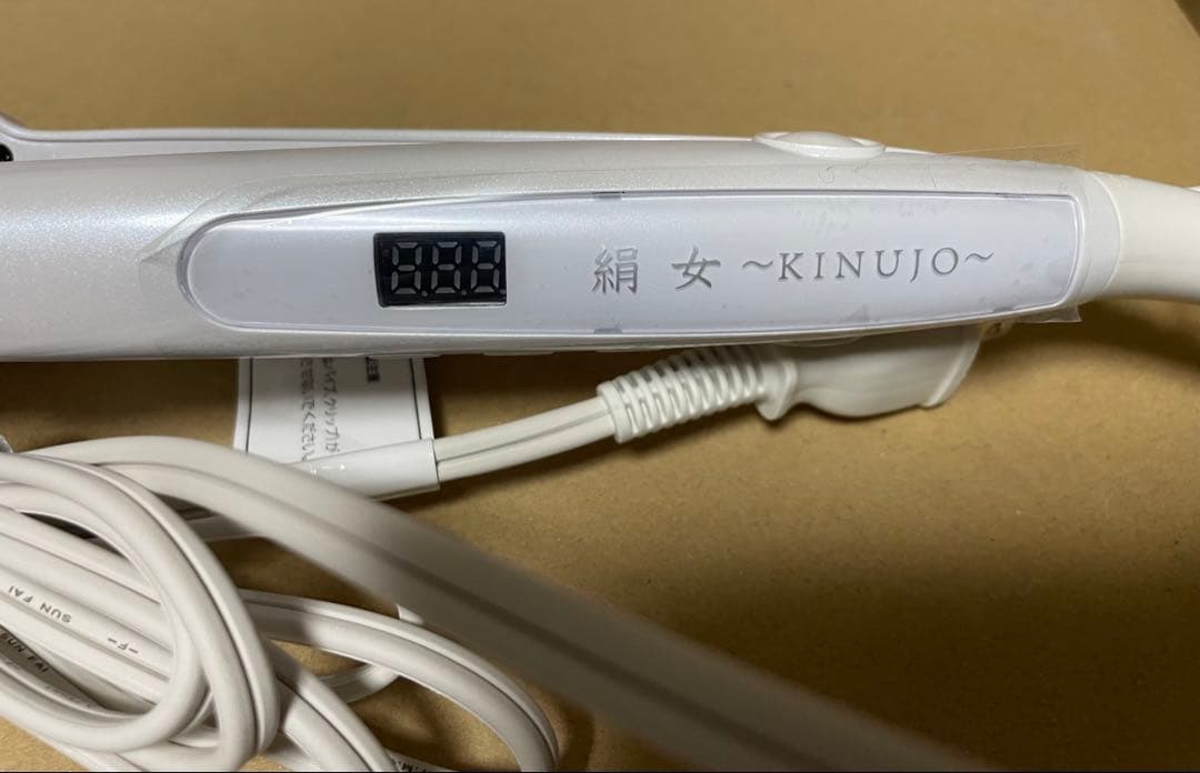 KINUJO ストレートヘアアイロン ホワイト LM225