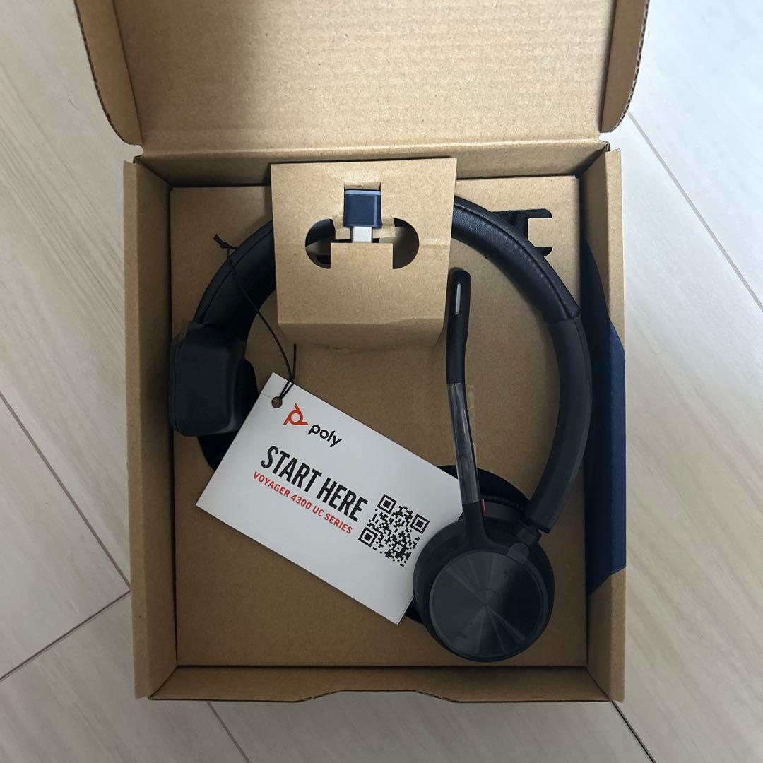 Poly Voyager 4320 UC ワイヤレスヘッドセット
