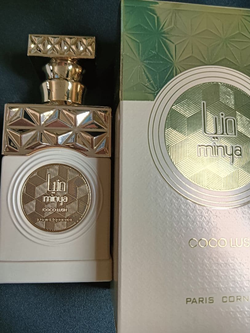 アラブ首長国連邦Lattafa ECLAlRE オードパルファム100mL