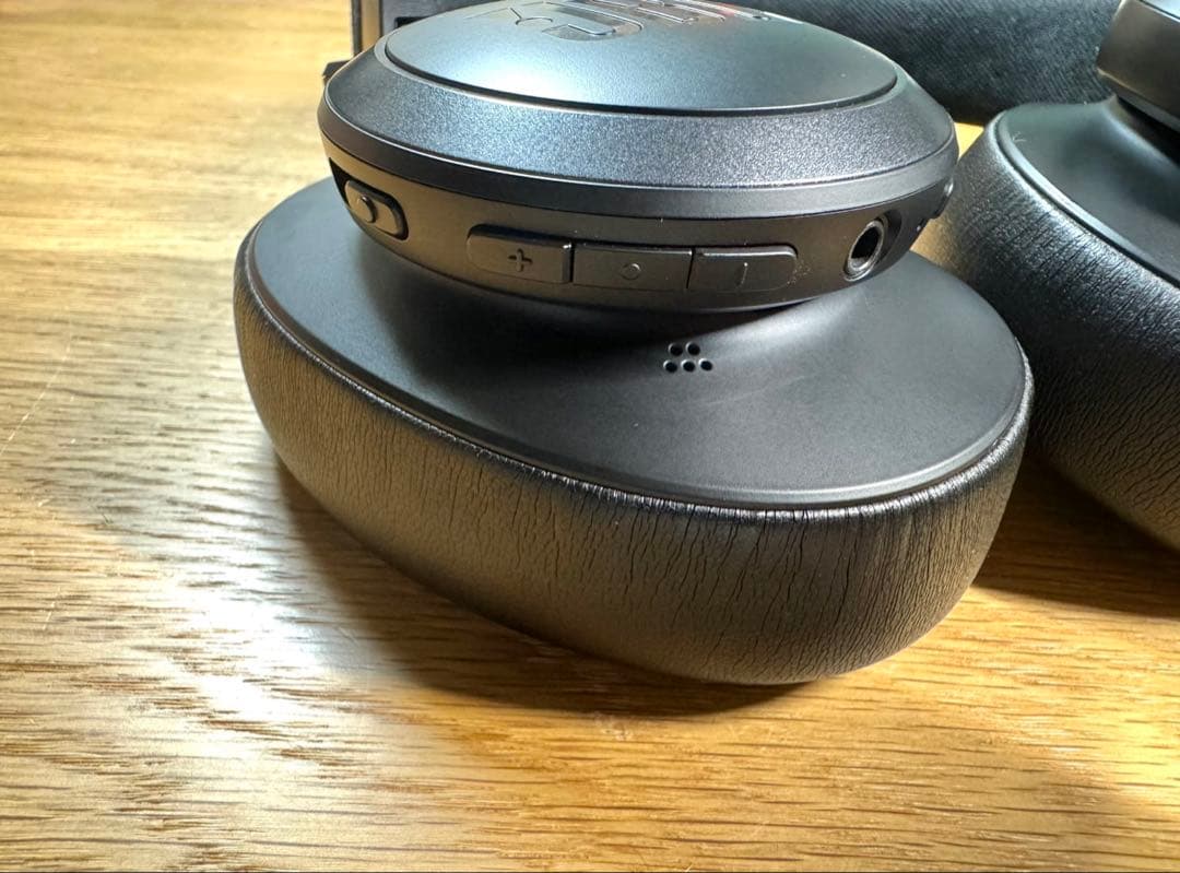 JBL LIVE 770NCワイヤレスヘッドホン ブラック【超美品・値下げ中】