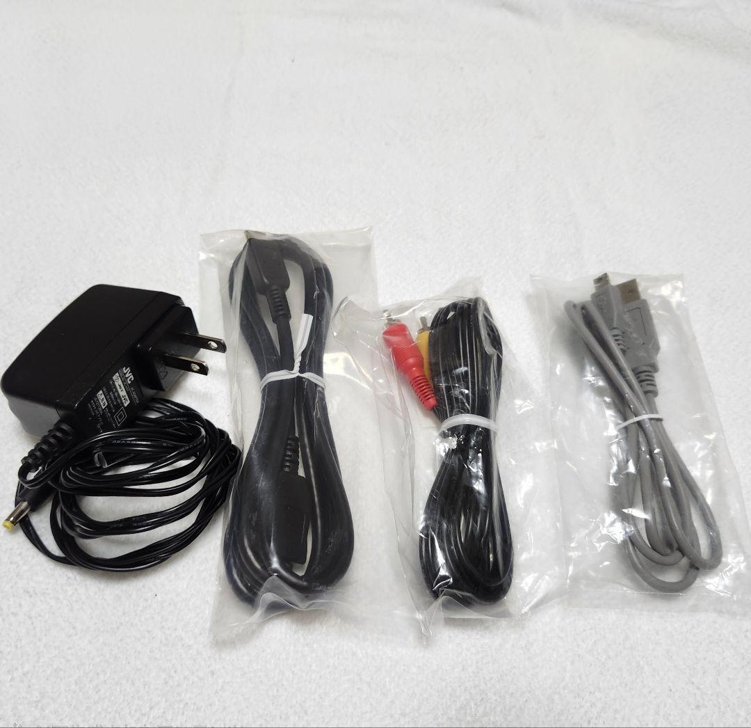 JVC Everio ビデオカメラGZ-E290-S シルバー /美品 動作◎