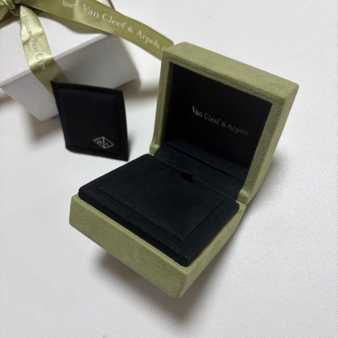 美品　ヴァンクリーフ&アーペル　ネックレスケース　空箱　アクセサリー入れ
