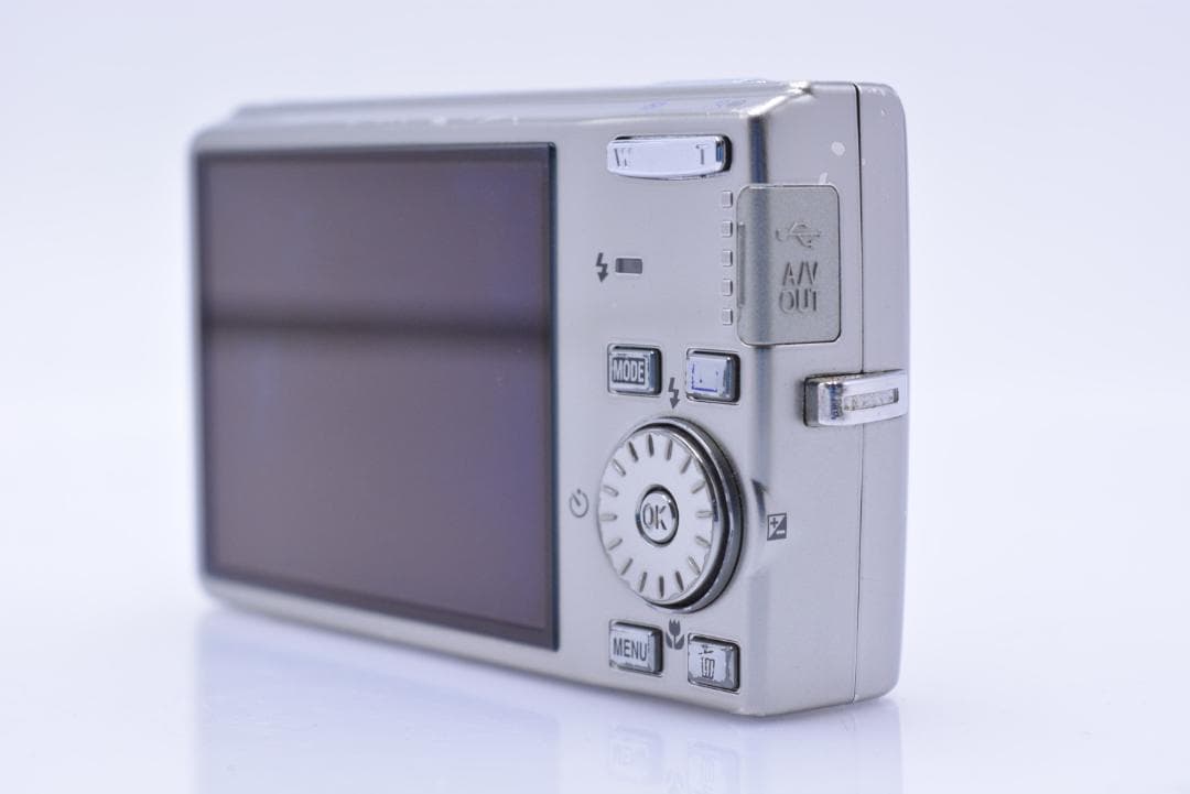 【希少・付属品完備】Nikon COOLPIX S600シルバーオールドコンデジ