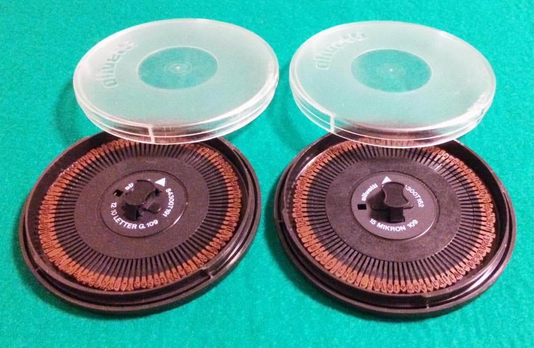 オリベッティ Olivetti 843T Daisy Print Wheel