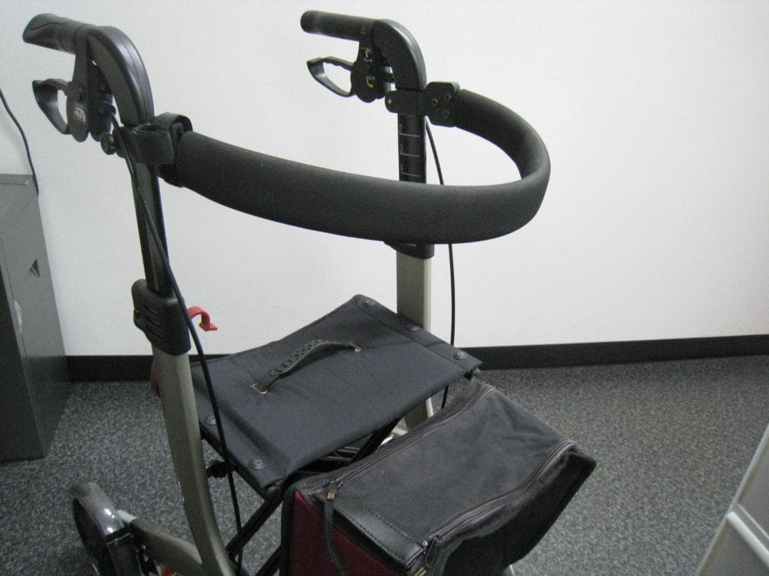 介護用品 歩行車 リトルターン ハイタイプ アロン化成 安寿 リハビリ ⑤
