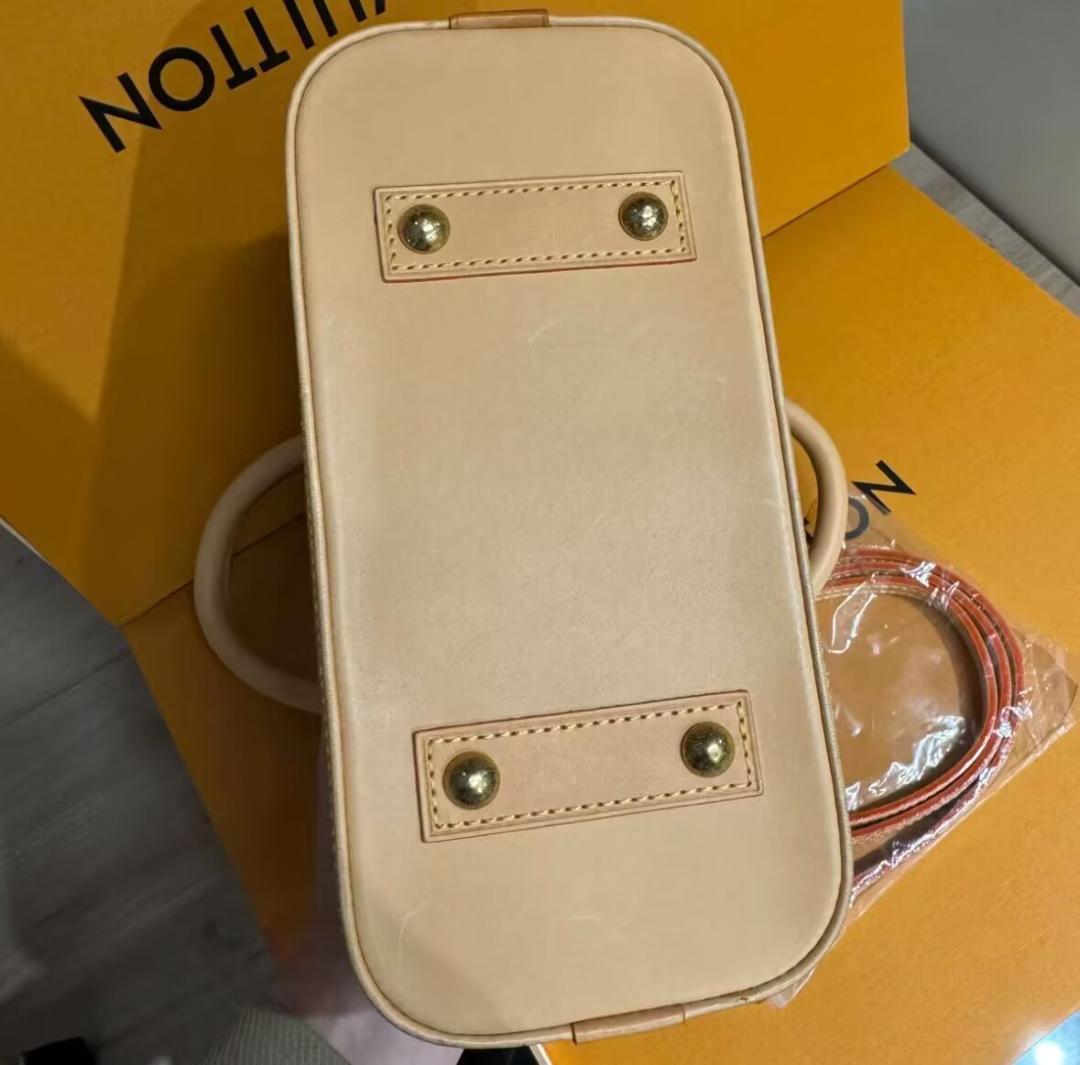 美品 [正規品] モノグラムショルダーバッグvs