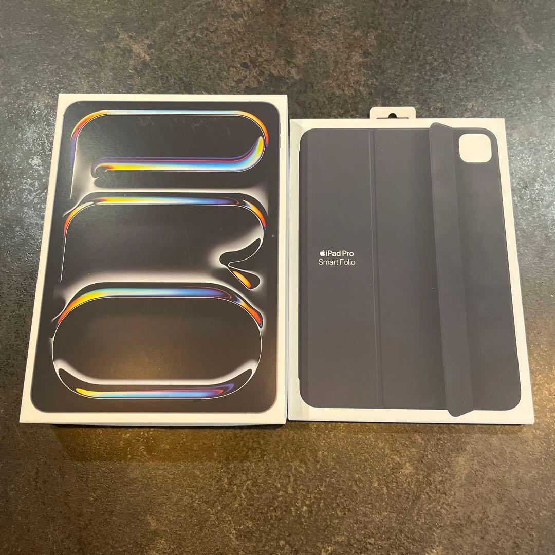 新品　iPad Pro Smart Folio ブラック 512GB