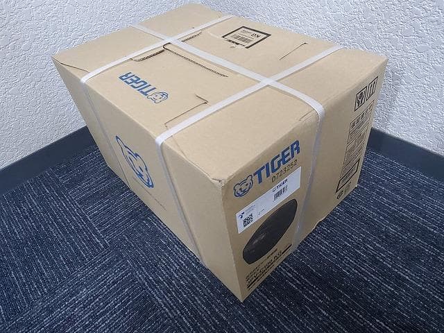 TIGER 圧力IHジャー 炊飯器 JPV-C100 KG 5.5合 未使用②