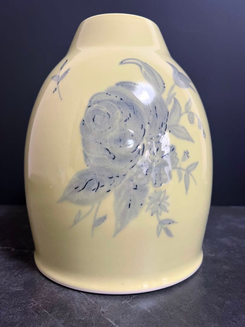 【黄磁／花瓶】薔薇絵　花器　壺　フラワーベース　京都　長谷川勇　共箱　新品未使用