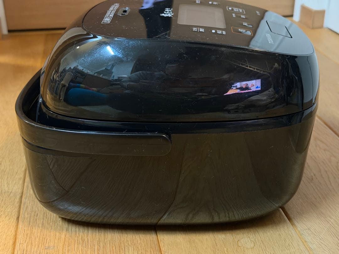 TOSHIBA 東芝 真空IHジャー炊飯器 RC-10VRR