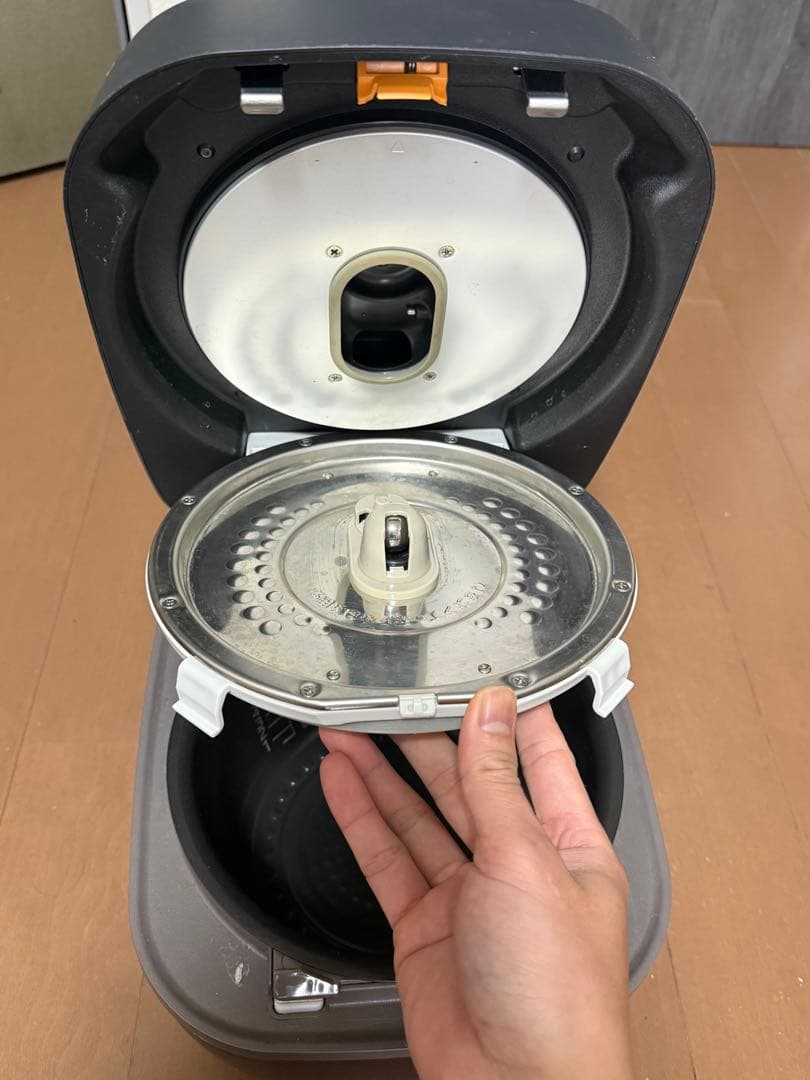 HITACHI RZ-TS106M炊飯器 デジタル表示