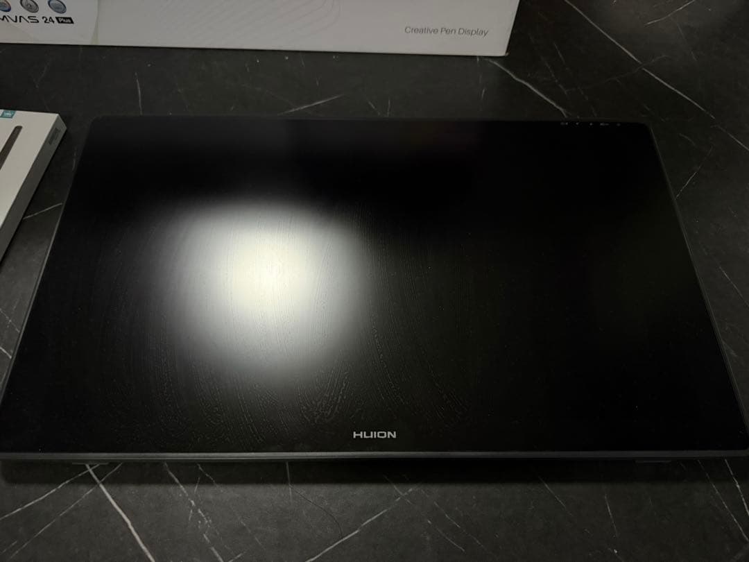 あ*り様 液晶ペンタブレット Huion Kamvas24 Plus PW550