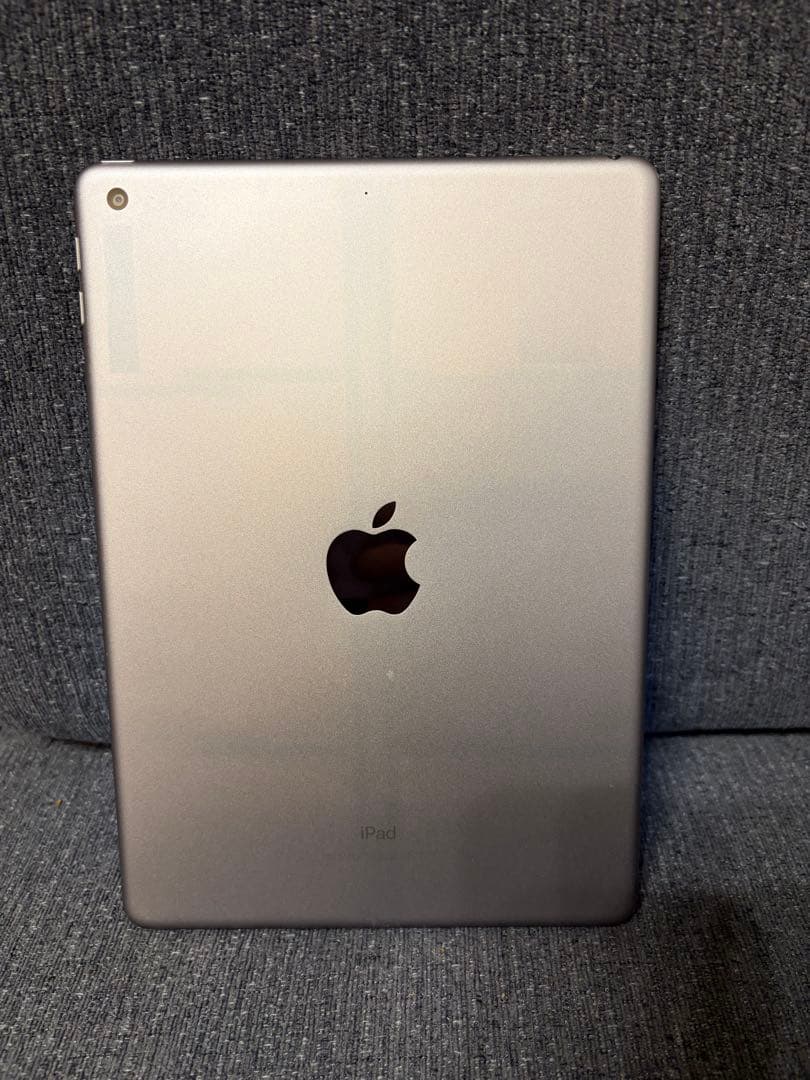 Apple iPad (第5世代) 32GB WiFiモデル