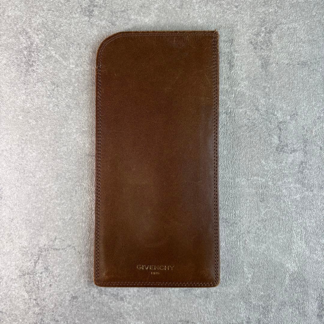 ジバンシィ　メガネケース　小物入れ　レザー　ジバンシー　GIVENCHY