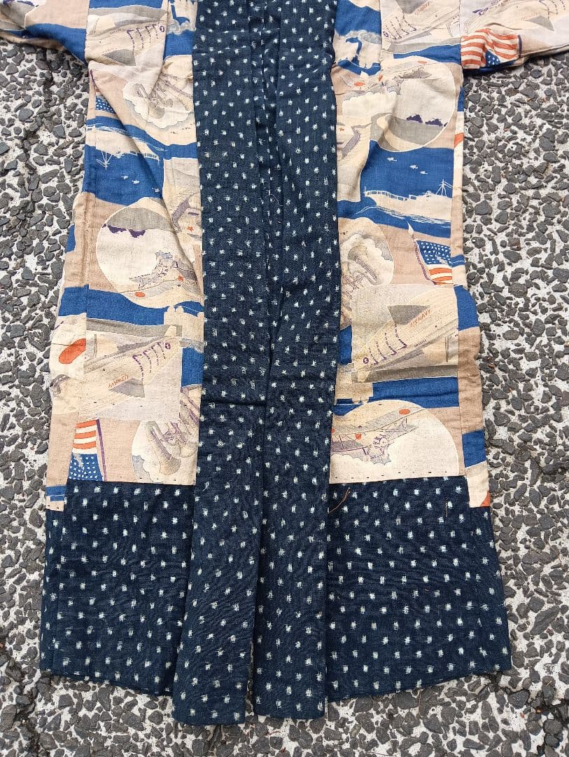戦前 子供服　着物　戦争柄　米国　戦闘機　海軍　戦争旭日旗　古布