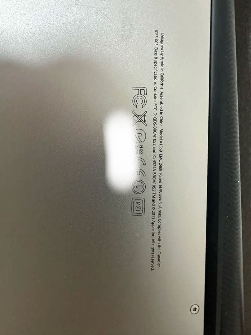 MacBook Air 13-inch Mid 2011 本体