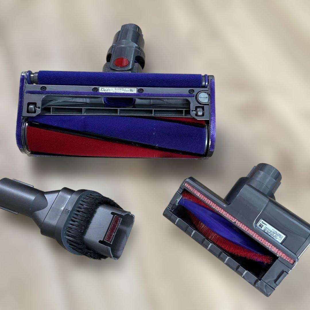 Dyson V10 フルセット+本体ユニット　　 (ジャンク)