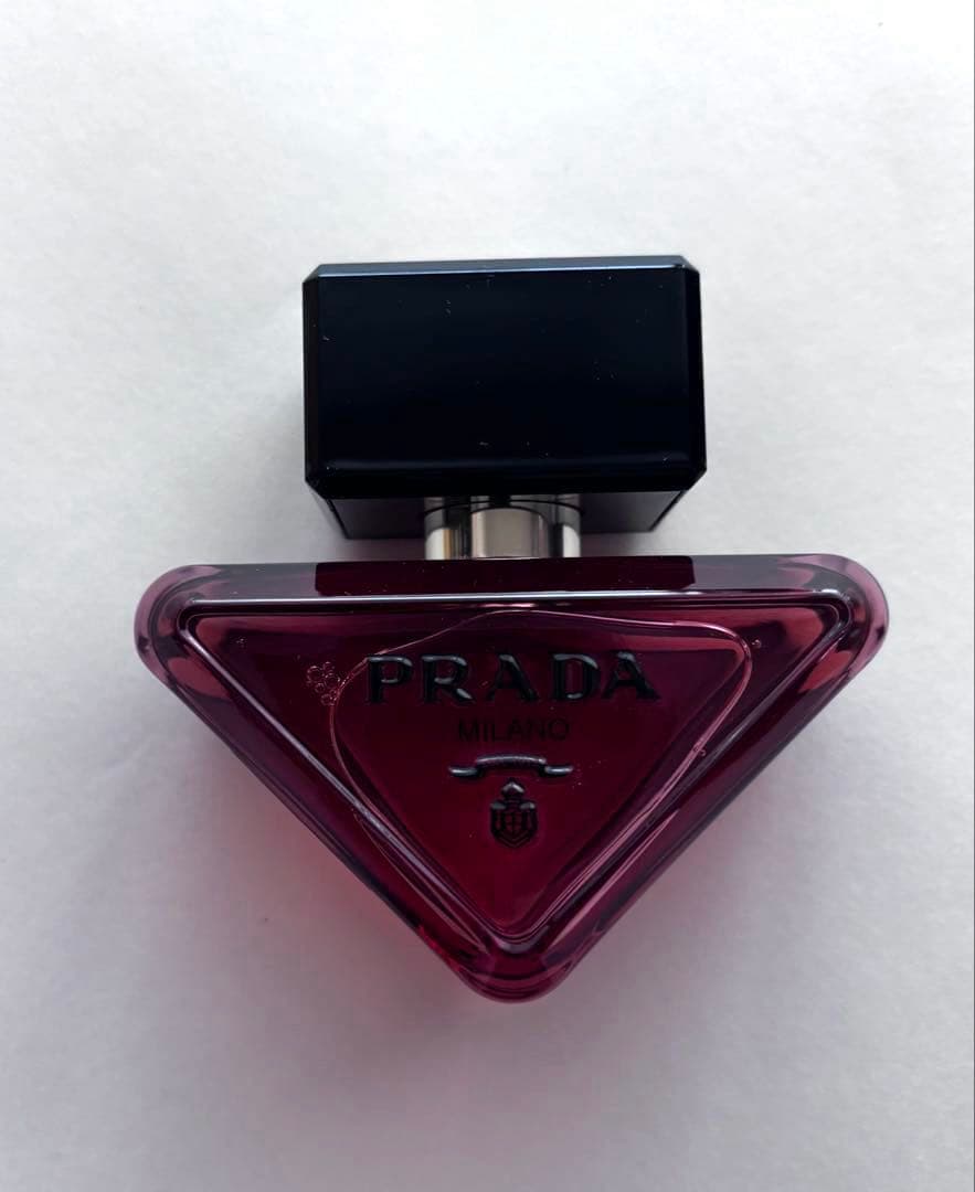 プラダ パラドックス ラディカル エッセンス パルファム 30ml