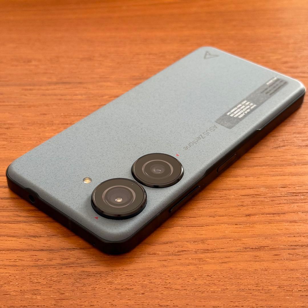 Asus Zenfone 10（8GB / 128GB）