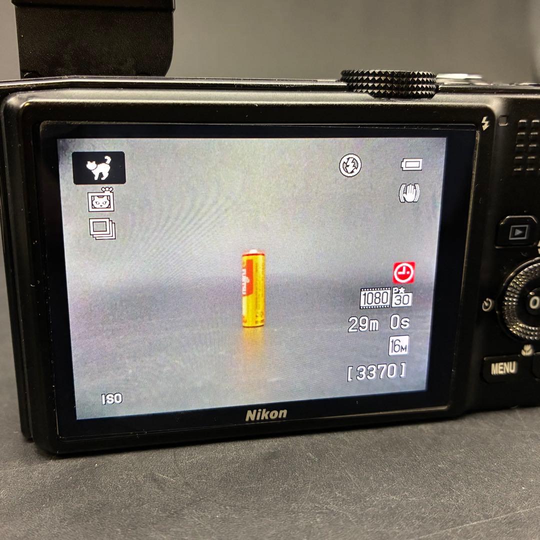 ニコン　Nikon COOLPIX S8200 ブラック《元箱説明書付属》