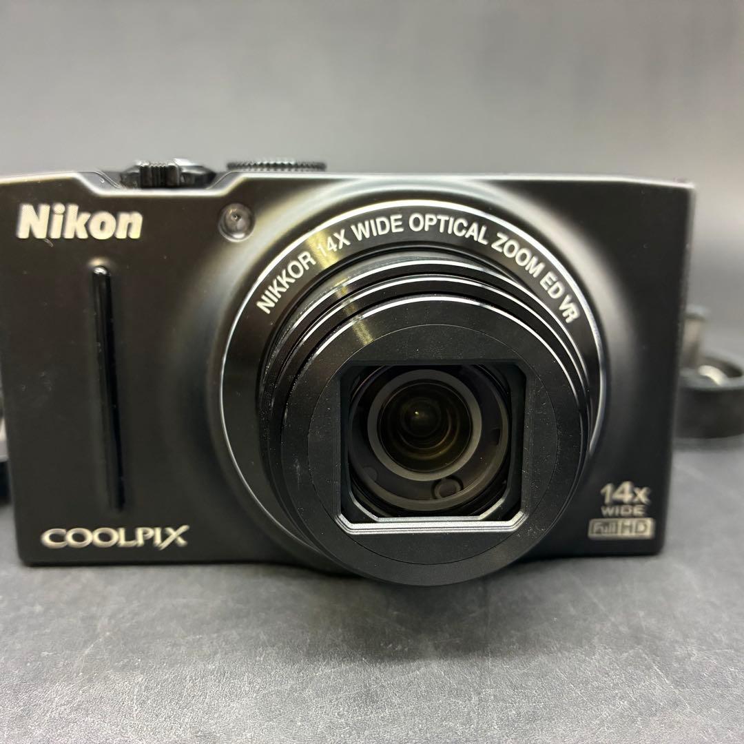 ニコン　Nikon COOLPIX S8200 ブラック《元箱説明書付属》
