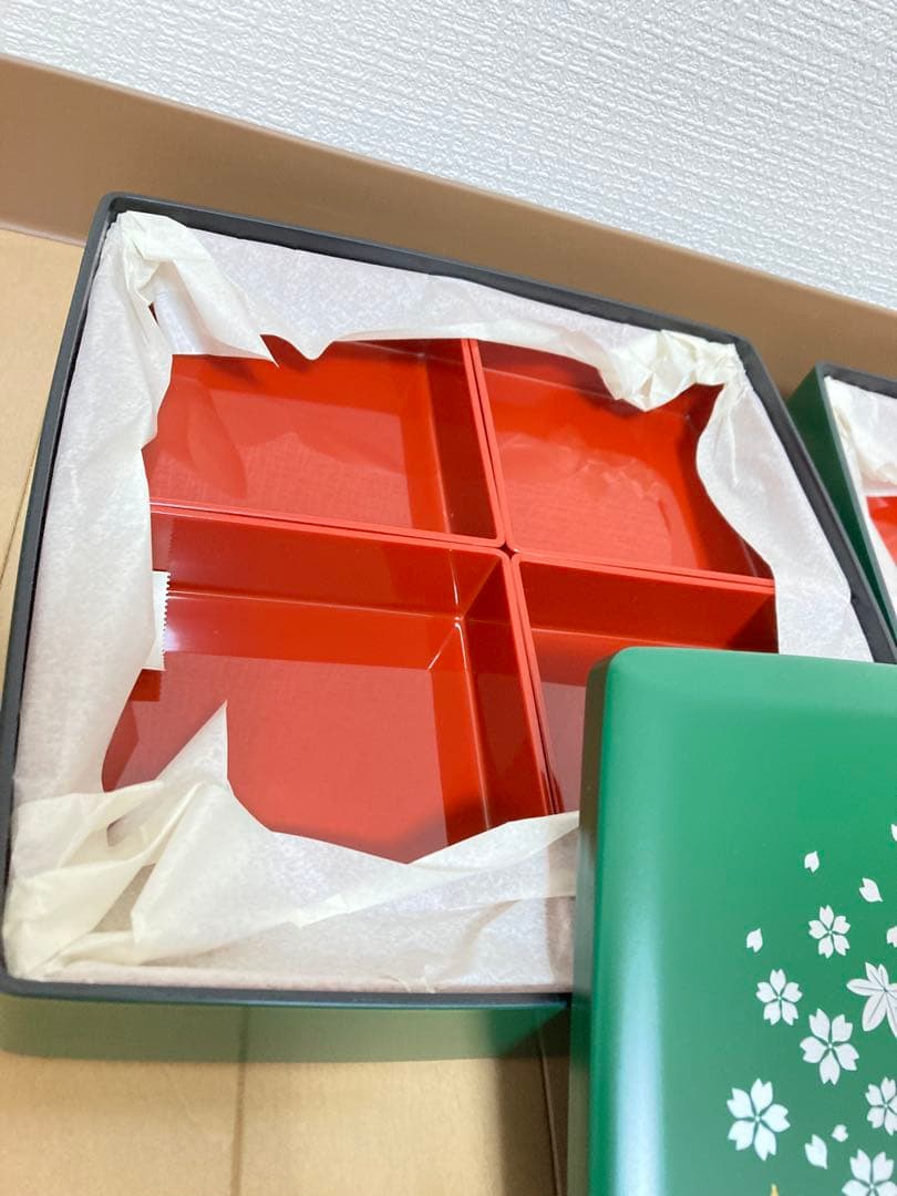 【気まぐれ価格‼️新品未使用品‼️】重箱 二段 緑色 友禅