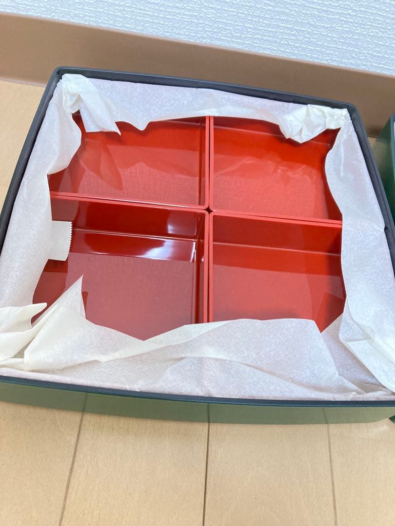【気まぐれ価格‼️新品未使用品‼️】重箱 二段 緑色 友禅