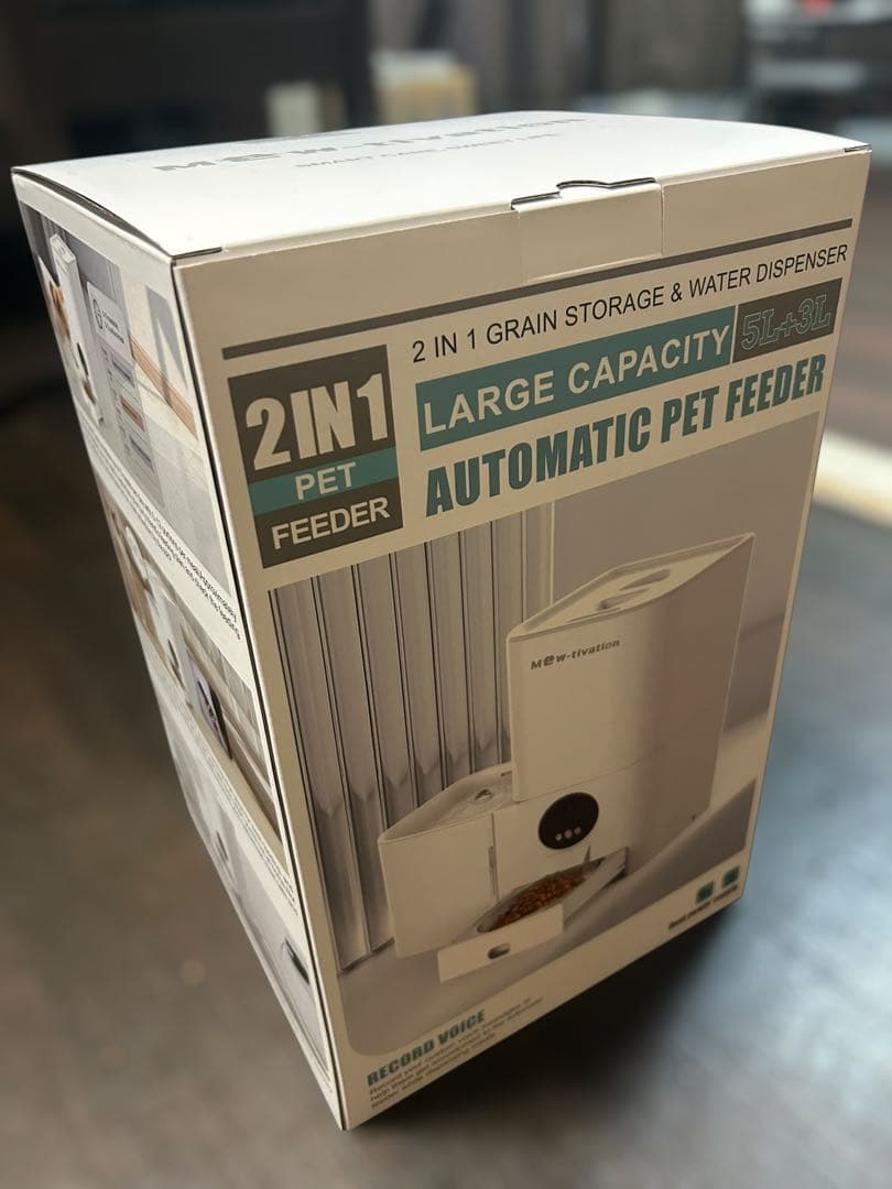自動給餌器 猫⭕️2in1一体型⭕️カメラ付き 中小型犬用 給餌器＆給水器