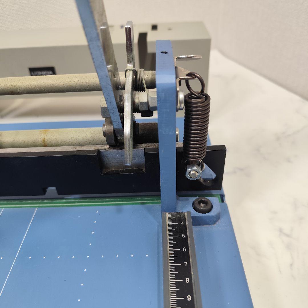 内田洋行 UCHIDA 断裁機 180S 事務用品 ペーパーカッター 業務用