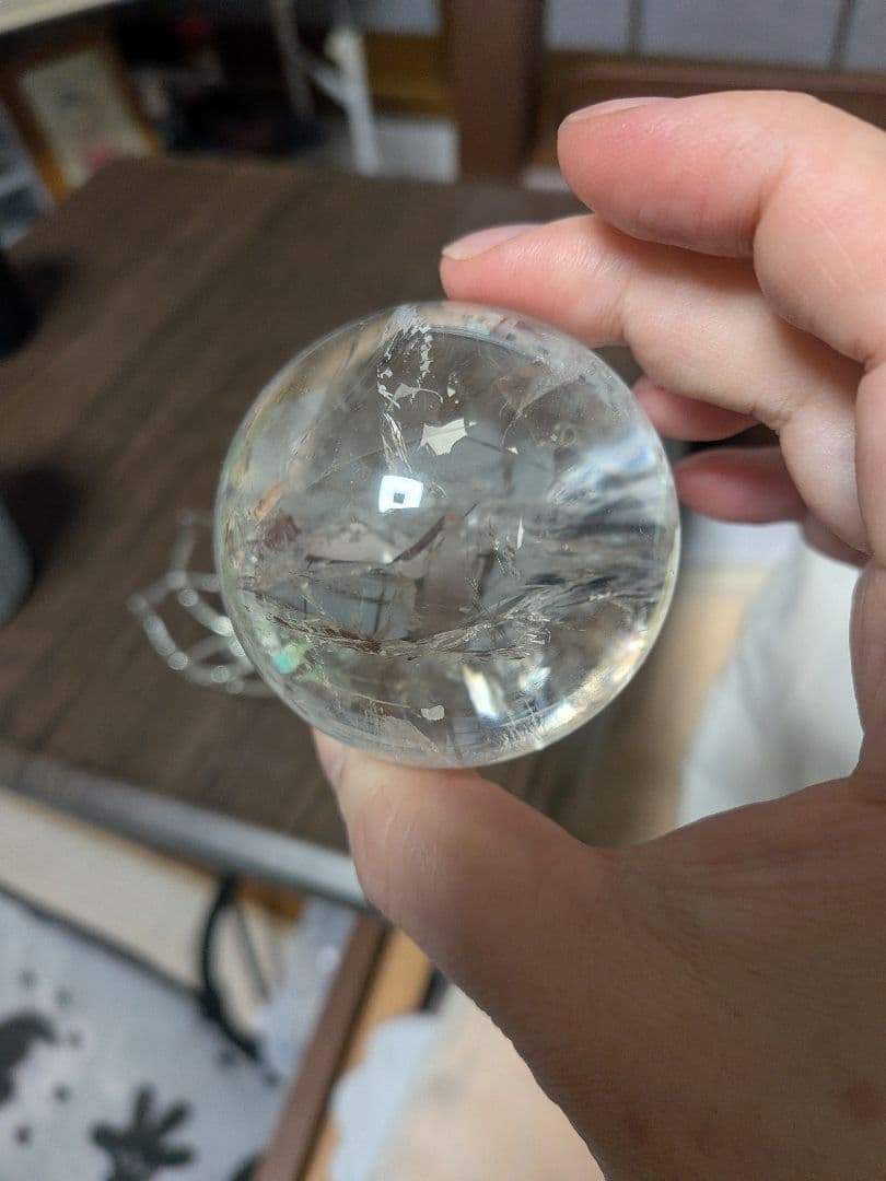 アゼツライトスフィアと金属スタンド