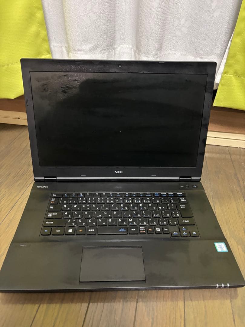 ノートパソコン　NEC PC-VK26HDZTD
