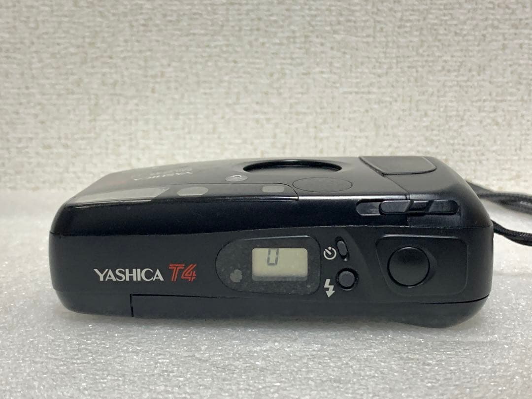 フィルムカメラ YASHICA T4