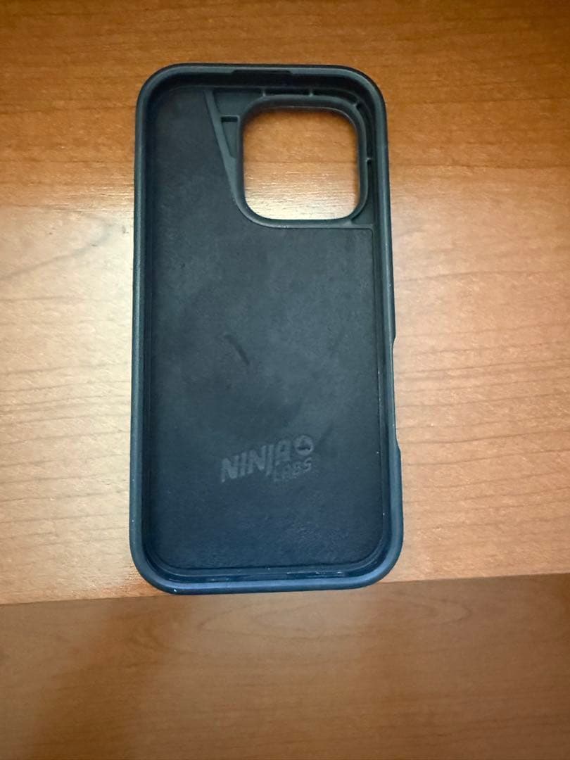 NINJA LABS ケース　ブラックiPhone16pro ninjalabs