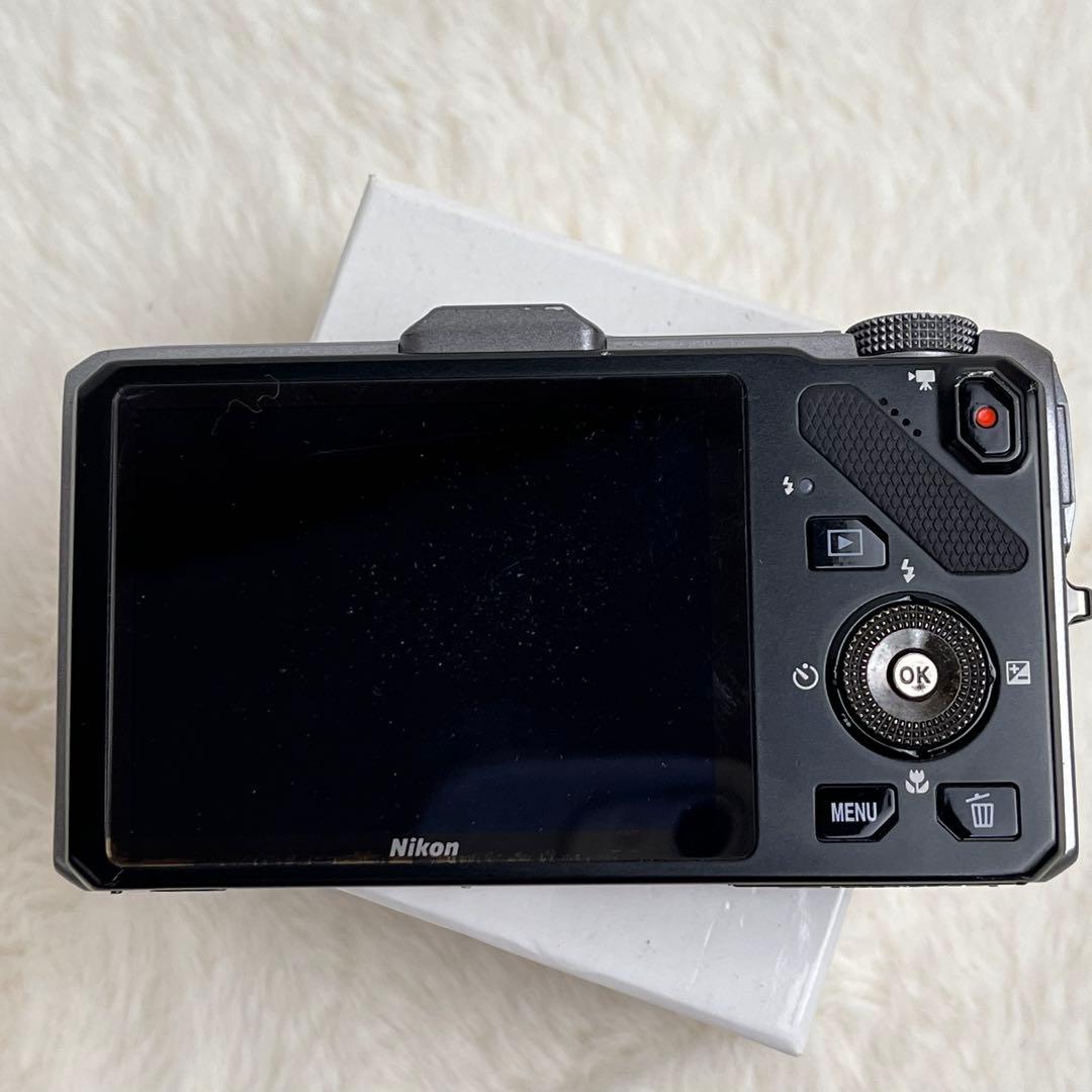 Nikon COOLPIX S9300 シルバー